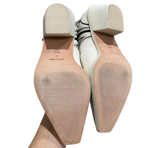 NEW $498 Reformation Olive Western Boot in black and white ivory - Picture 5 of 10